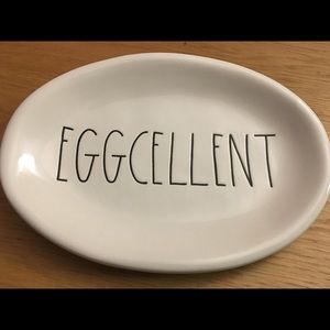 🥚Rae Dunn Eggcellent Oval Dish🥚
